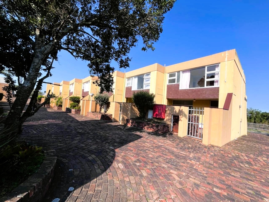 Commercial Property for Sale in Beacon Bay Eastern Cape